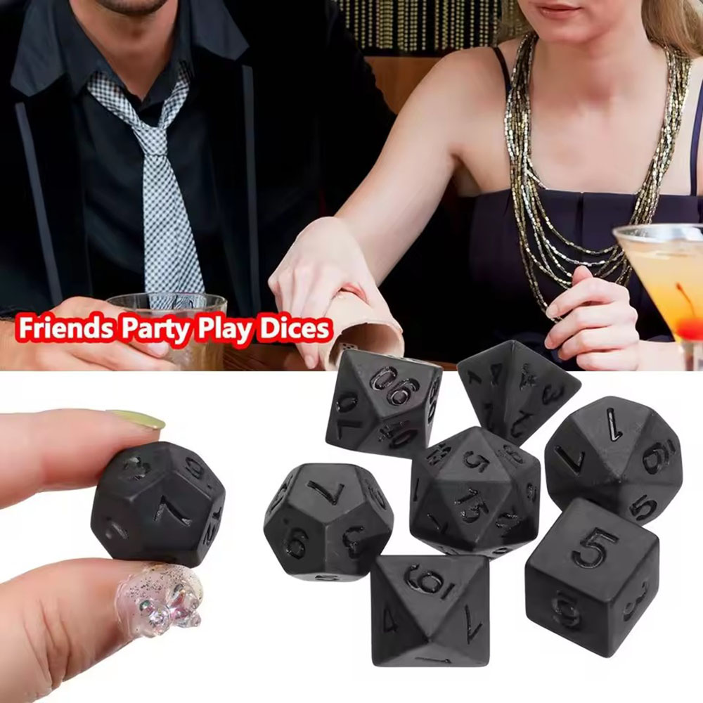 Board Game Font - 7-delige set nieuwe zwarte dobbelstenen, polyhedrische