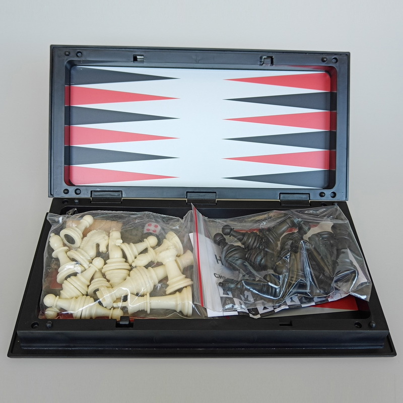 Opvouwbaar magnetisch schaaksp - Board Game Ludo recensie en prijs