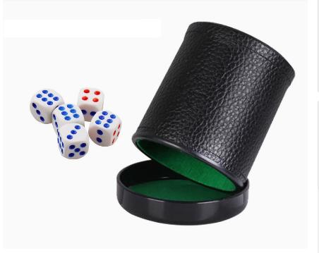 Lederen dobbelstenen beker met - Board Game Yahtzee recensie en prijs