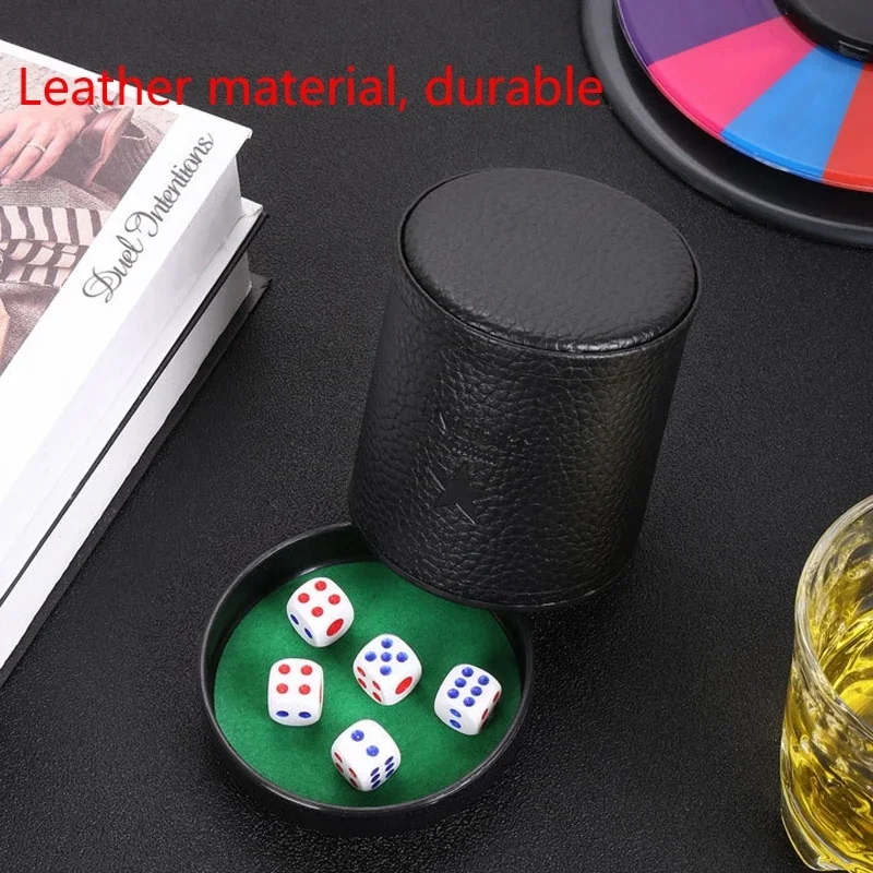 Dobbelstenenbeker met deksel - - Board Game Yahtzee recensie en prijs