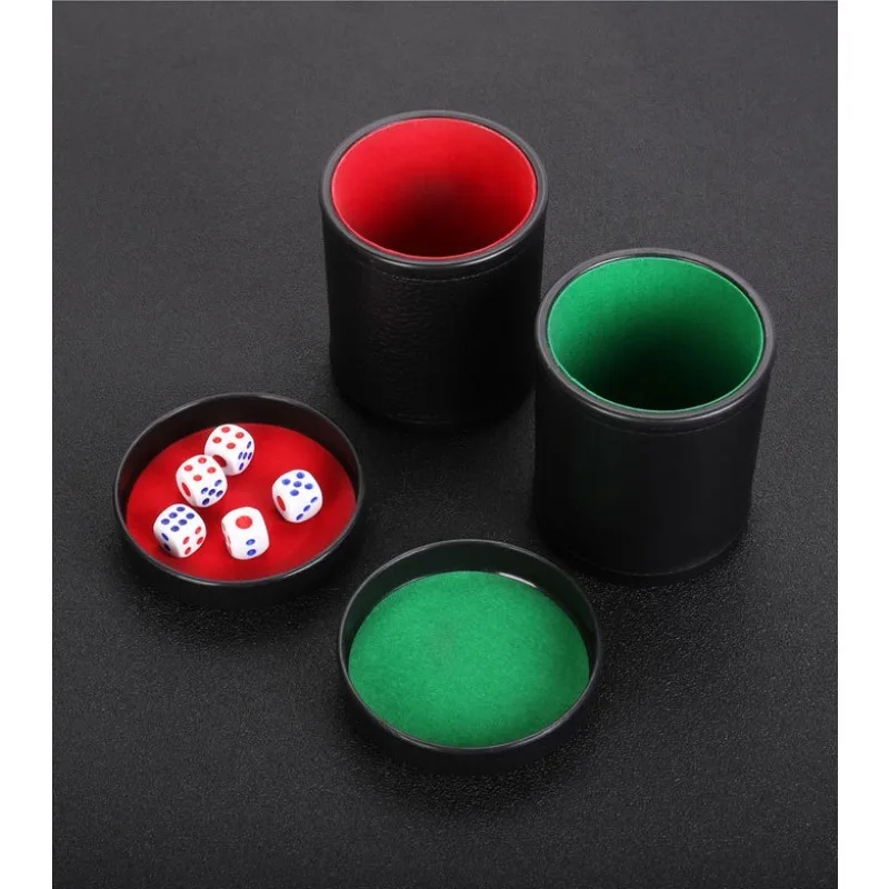 Dobbelstenenbeker met deksel - - Board Game Yahtzee recensie en prijs